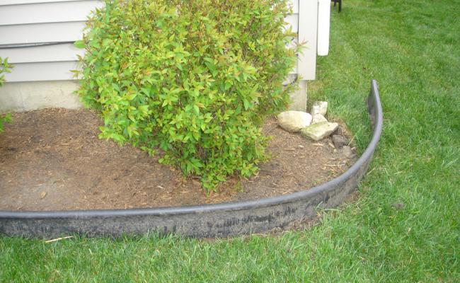 lawn-edging-mistakes013